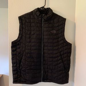 North face Vest (Mens)